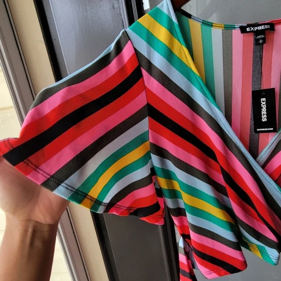 Express Spring Colorful Striped Blouse W/Strap Size S/P Short Sleeve V Neck NWT - Picture 9 of 10